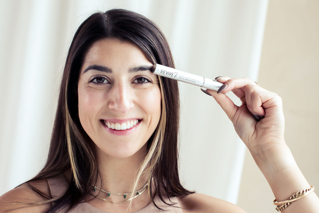 Tips on getting longer, healthier lashes.