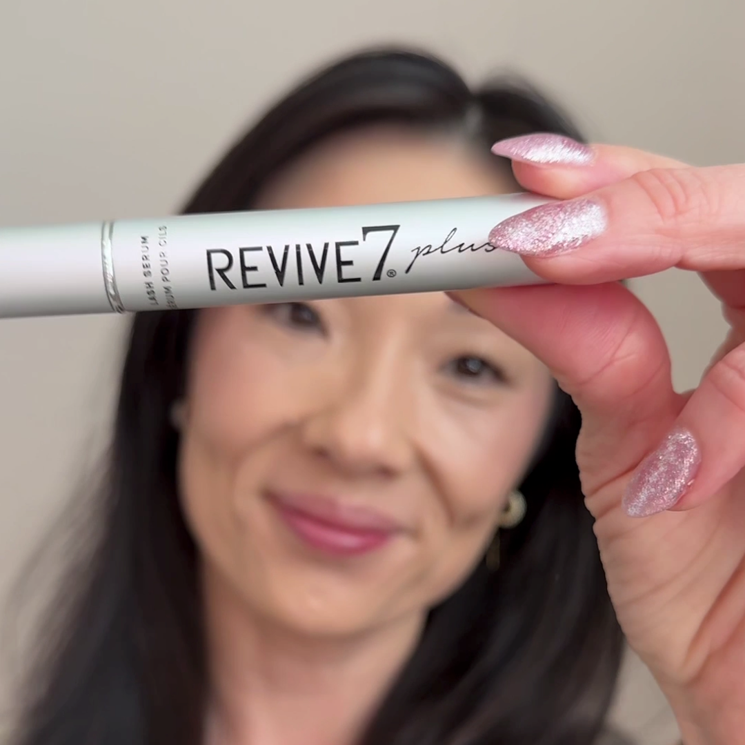 The Natural Lash Revolution: Why Your Mascara Should Do More in 2026